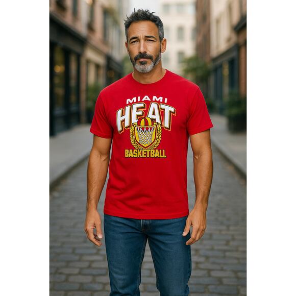 2/$30 MIAMI HEAT T-Shirt Mens Unisex Size M NEW Red Basketball Tee NBA - Picture 1 of 11